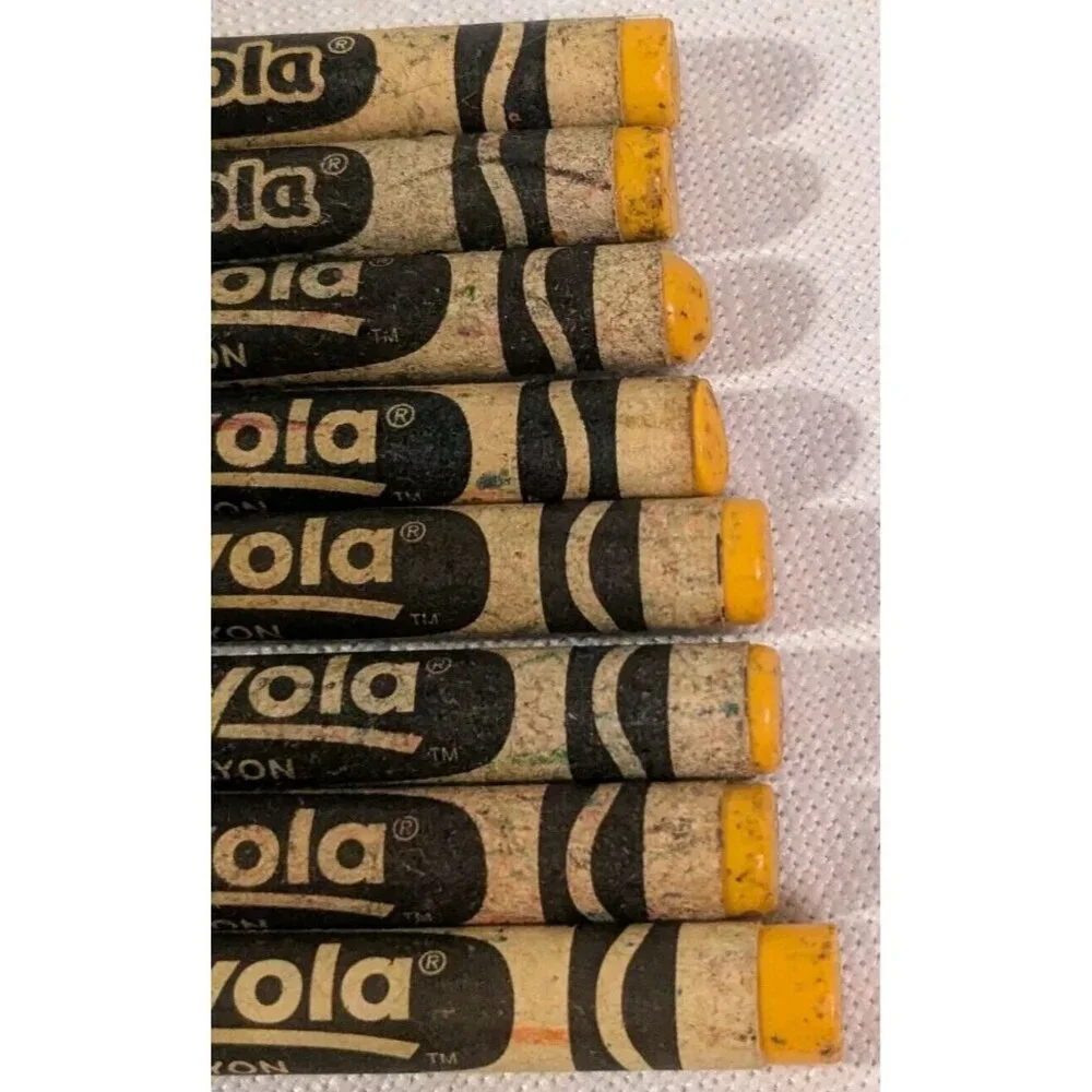 Crayola Crayons Dandelion Yellow Discontinued Retired Bright Color Set Of 8 Fun